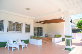 House for rent in Royal Park Hill Village thumbnail 20