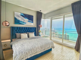 Reflection Jomtien Beach Pattaya, Beachfront Condo thumbnail 8