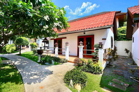 Urgent Sale: Houses with Land on Pratumnak Hill, 5 houses for sale with existing tenants thumbnail 7