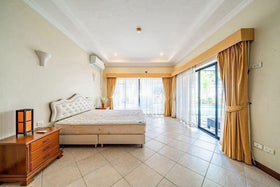 Majestic Pool Villa for Sale on Pratumnak Hill thumbnail 15