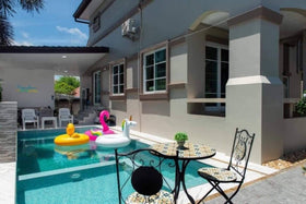 Central Park Hillside Village Newly Renovated Luxury Pool Villa thumbnail 1