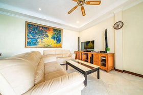 Majestic Pool Villa for Sale on Pratumnak Hill thumbnail 5