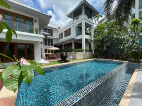 Private Beachfront Pool Villa House in Pattaya thumbnail 3