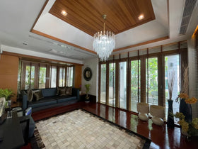 Private Beachfront Pool Villa House in Pattaya thumbnail 8