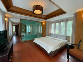 Private Beachfront Pool Villa House in Pattaya thumbnail 13