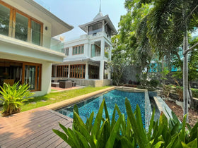 Private Beachfront Pool Villa House in Pattaya thumbnail 5