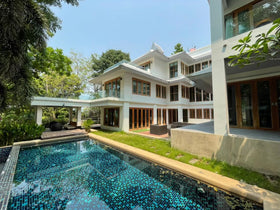Private Beachfront Pool Villa House in Pattaya thumbnail 2